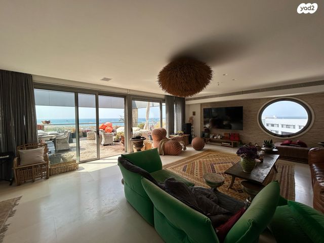 גג/ פנטהאוז, הגוש הגדול, רמת אביב החדשה, נופי ים, תל אביב יפו