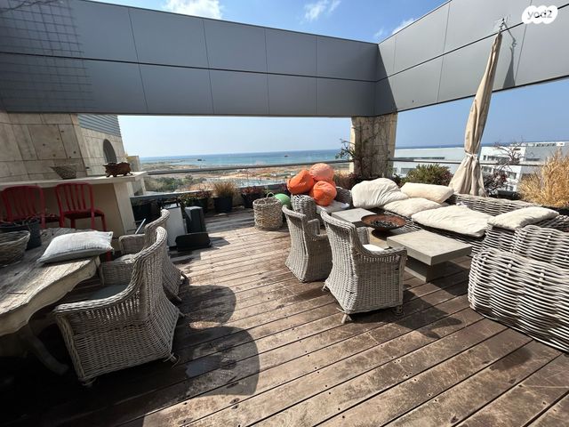 גג/ פנטהאוז, הגוש הגדול, רמת אביב החדשה, נופי ים, תל אביב יפו