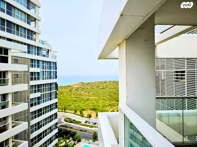 עוזי חיטמן 5