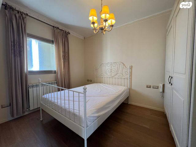 דירה, שדרות ניצה 26, צפון מערב מרכז העיר, נתניה