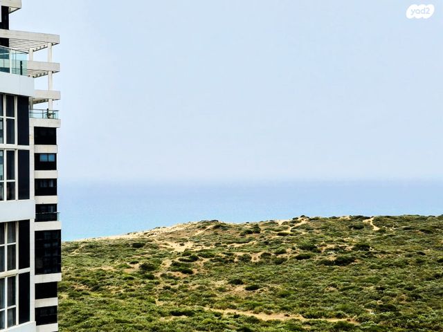 דירה, עוזי חיטמן 5, עיר ימים, נתניה