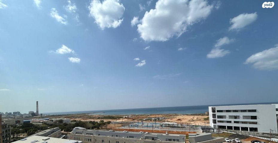 הגוש הגדול, רמת אביב החדשה, נופי ים