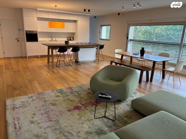 דירה, נווה אביבים, תל אביב יפו