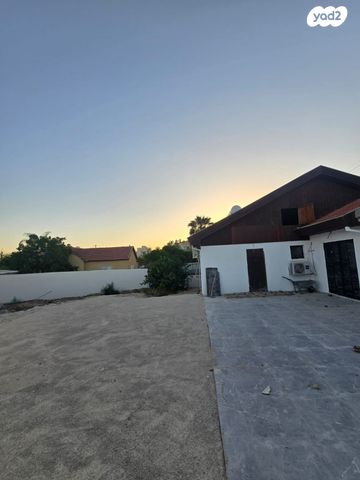 בית פרטי/ קוטג', אפרים, העיר העתיקה, רמב"ם, דרום, באר שבע