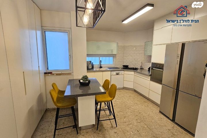 דירה, דוד צדוק, בן גוריון, חולון