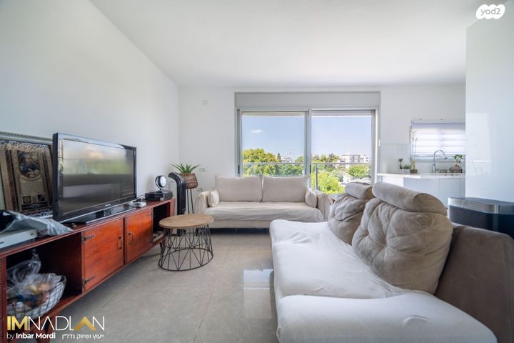 דירה, בריגדיר קיש, מחנה יהודה, פתח תקווה