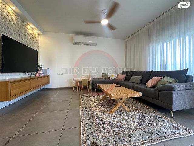 דירה, דבורה הנביאה, רובע יזרעאל סביוני העמק, עפולה