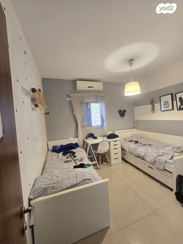 דירה, מחנה יהודה, פתח תקווה