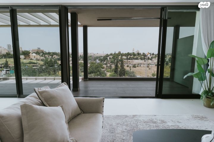 גג/ פנטהאוז, ירושלים