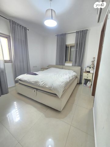 דירה, מחנה יהודה, פתח תקווה