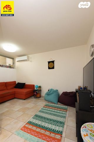 בית פרטי/ קוטג', שכונה 12, תל מונד