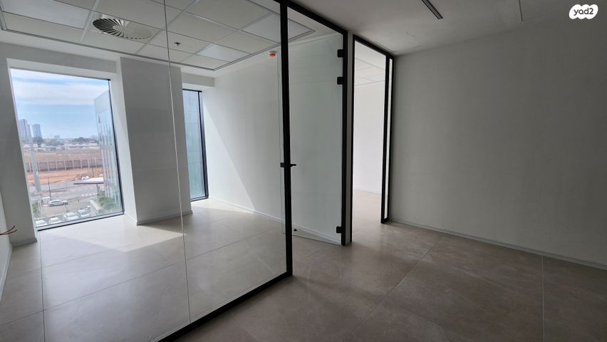 משרדים, משה דיין 10, פארקטק פתח תקווה / אזור תעשייה קרית אריה, פתח תקווה