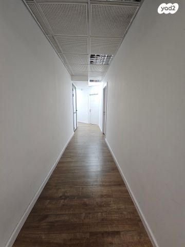 משרדים, דרך בן צבי 1, צפון יפו, המושבה האמריקאית-גרמנית, תל אביב יפו
