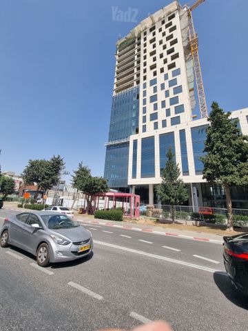 התנופה 12