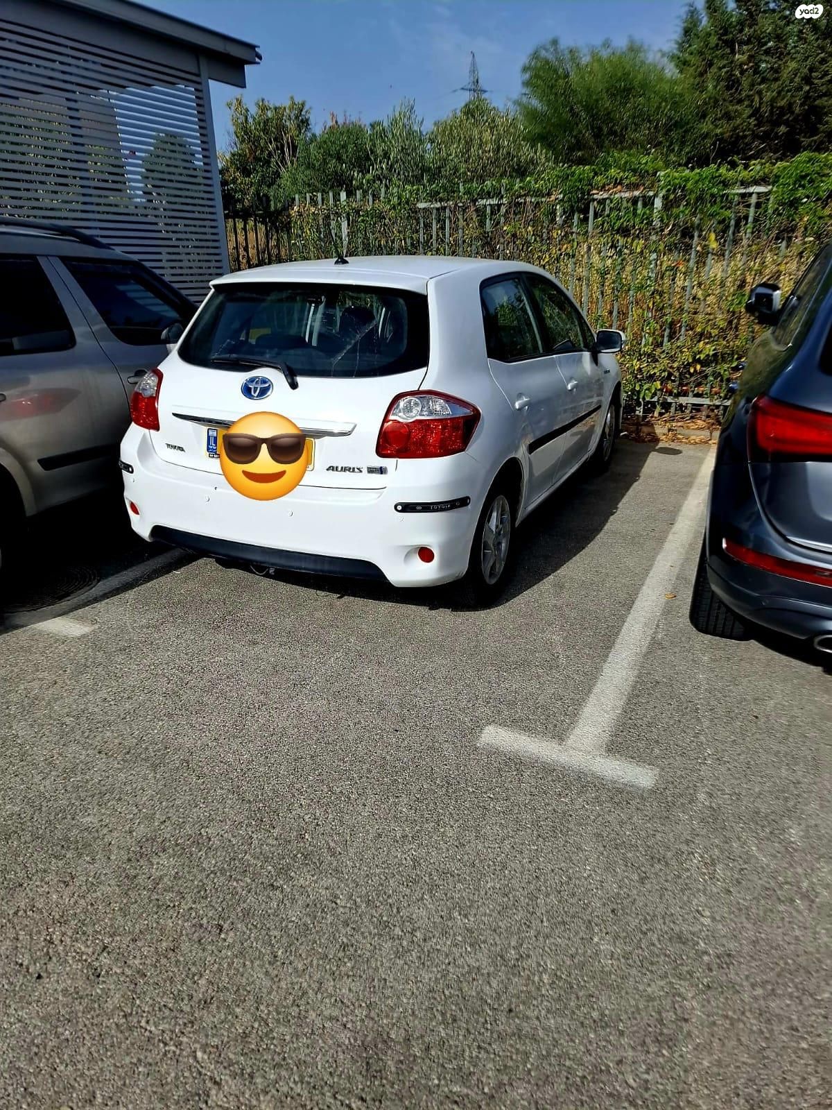 מודעת רכב טויוטה אוריס