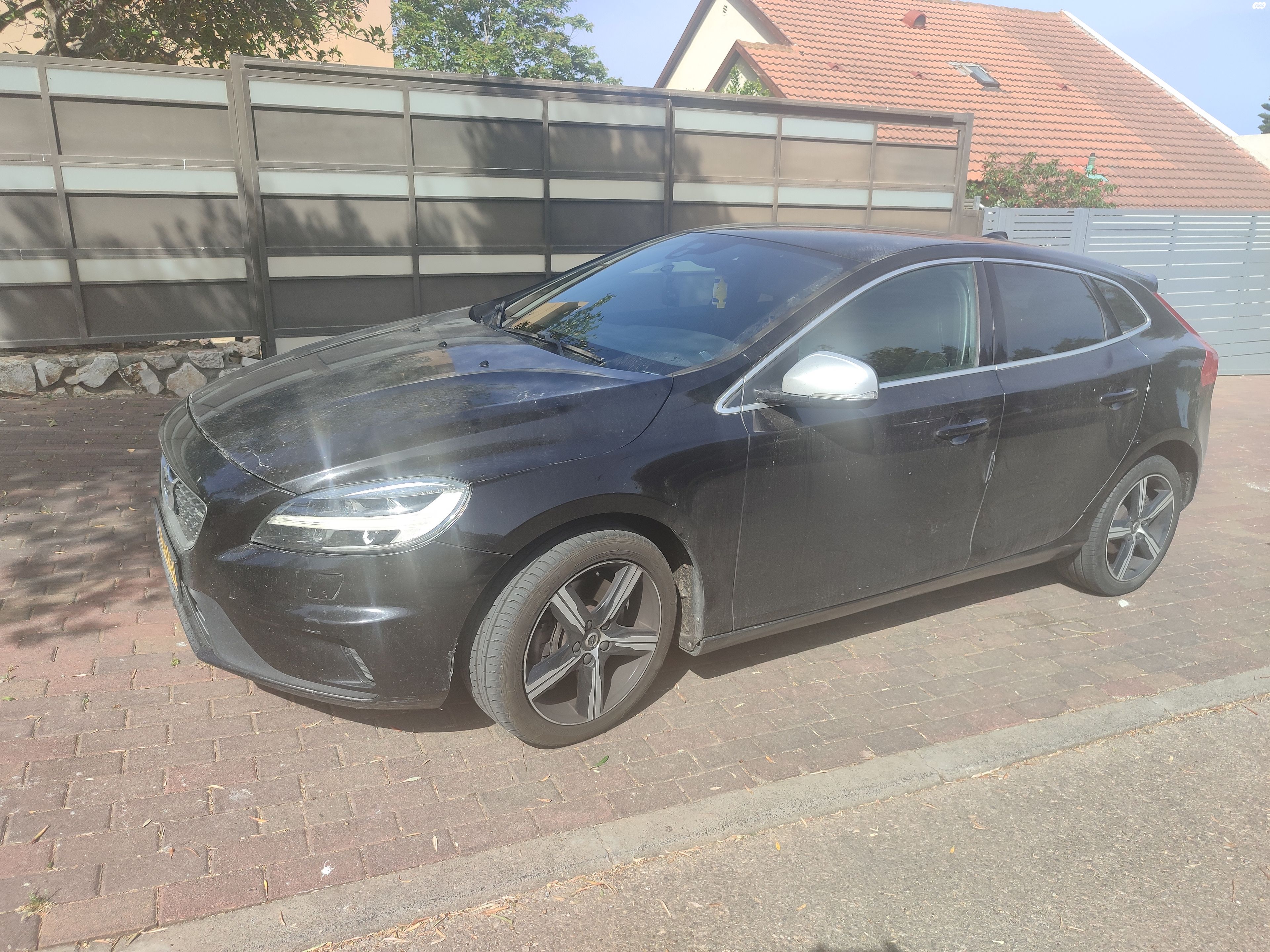 מודעת רכב וולוו V40