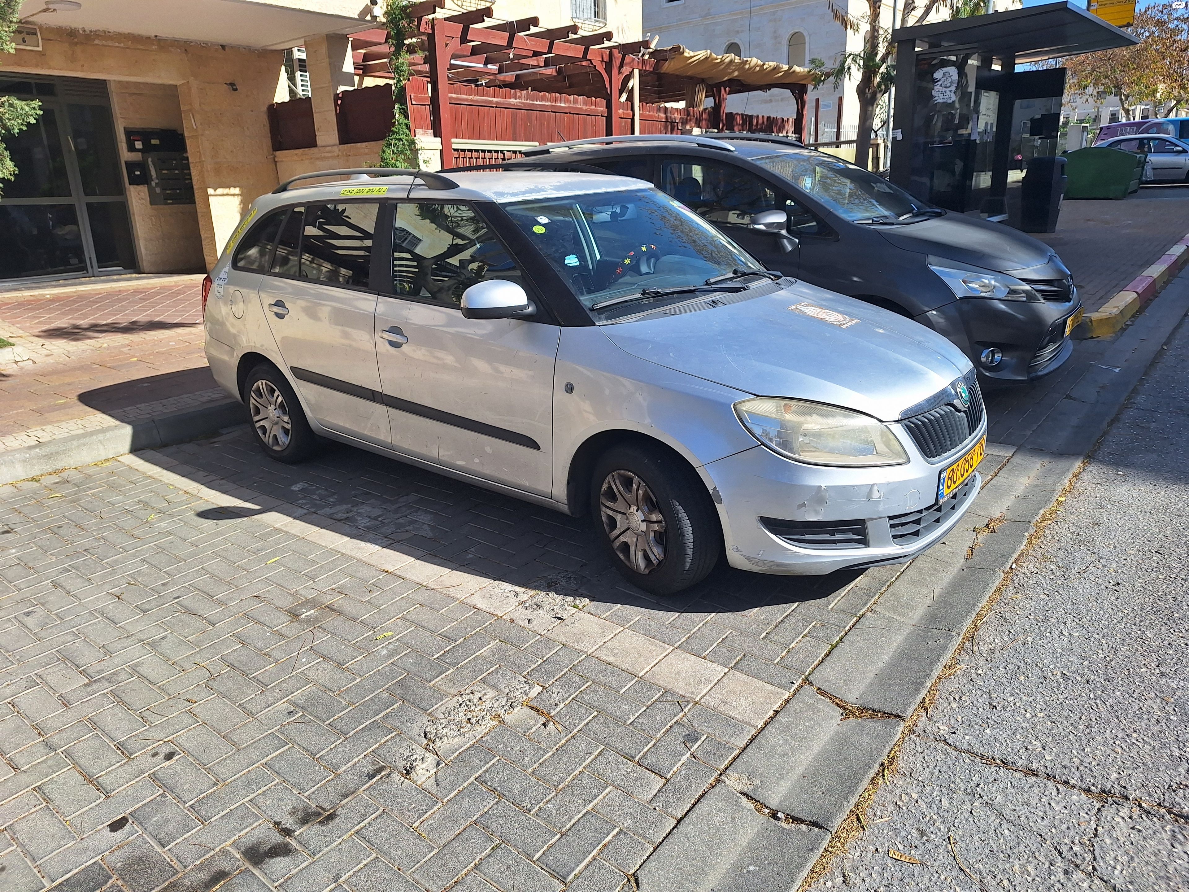 מודעת רכב סקודה פאביה