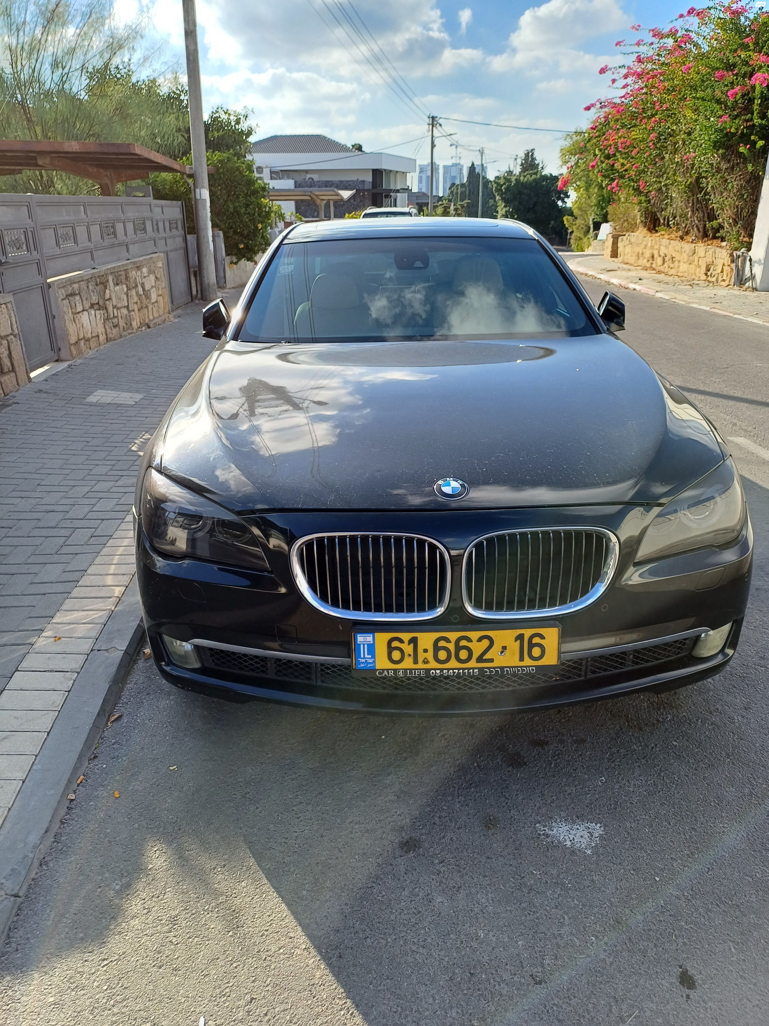מודעת רכב ב מ וו סדרה 7