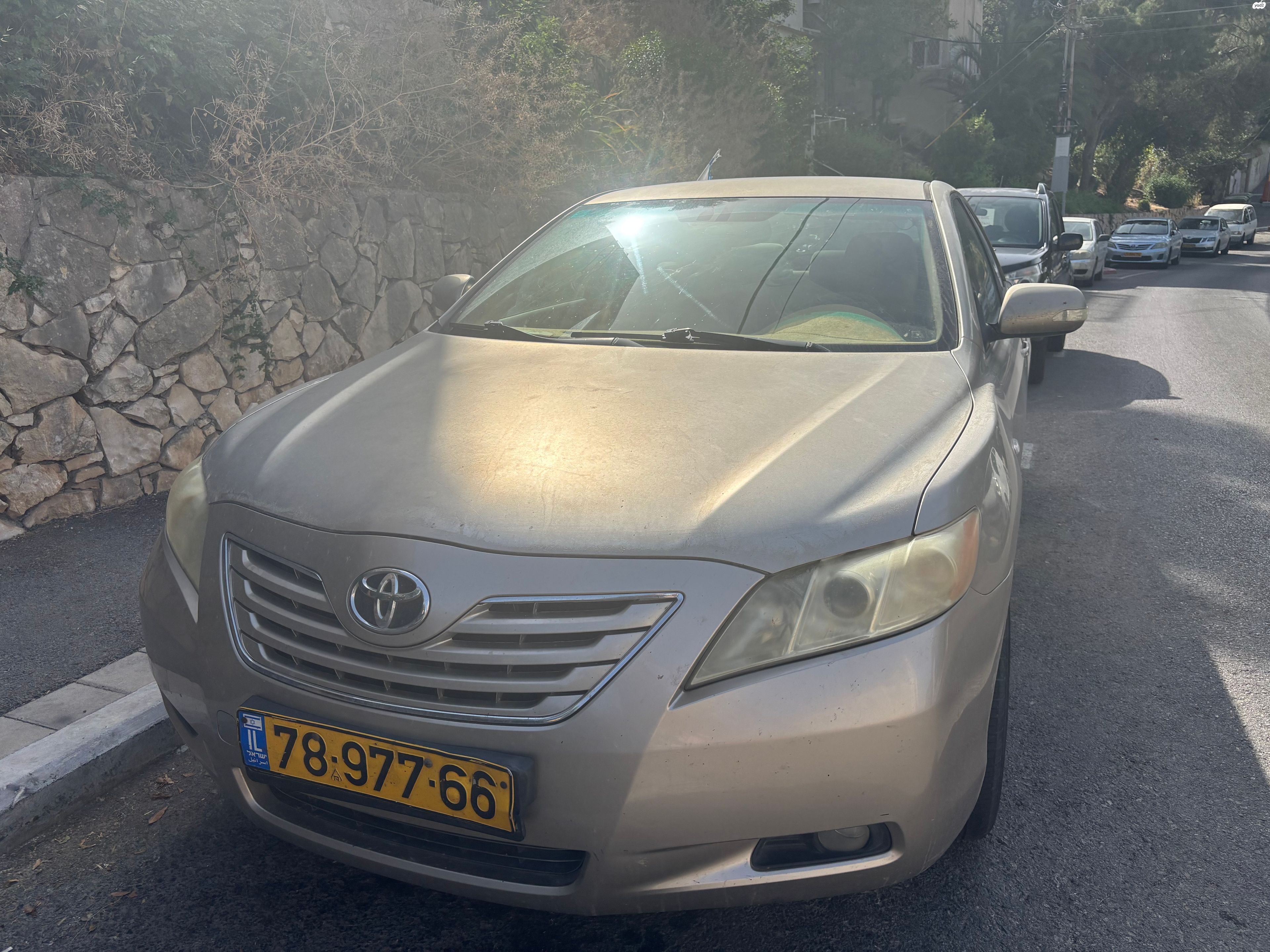 מודעת רכב טויוטה קאמרי