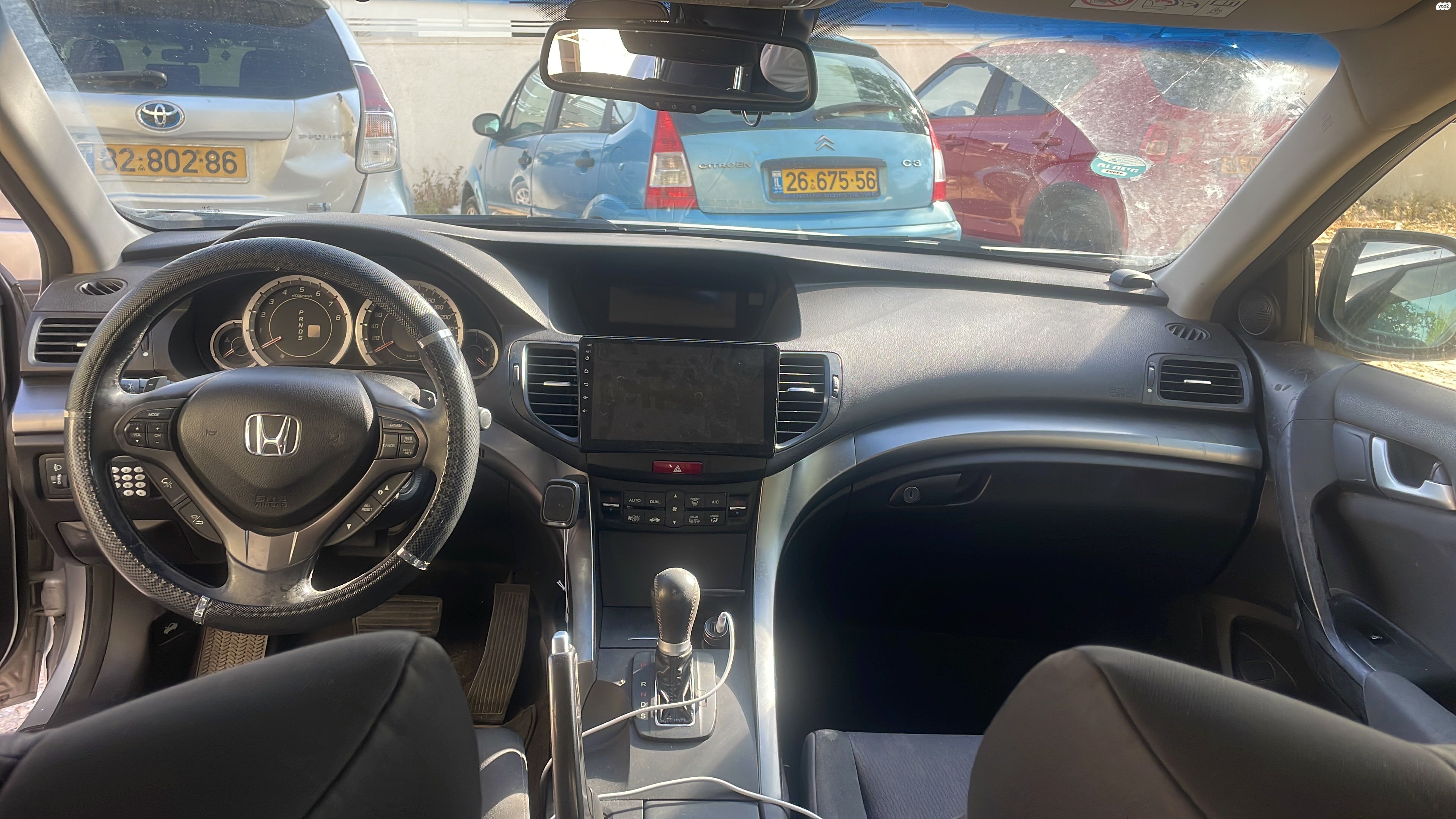 מודעת רכב הונדה אקורד