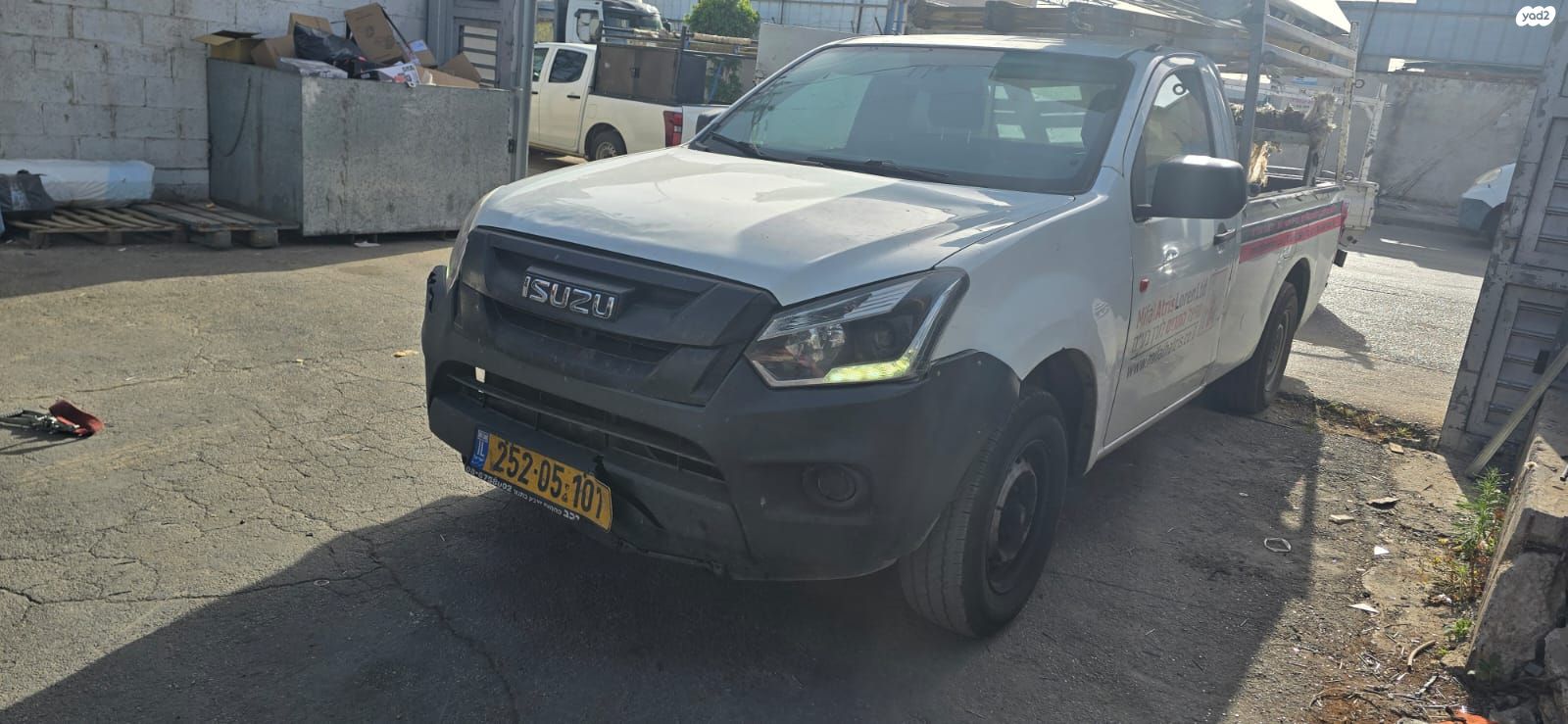 מודעת רכב איסוזו די-מקס
