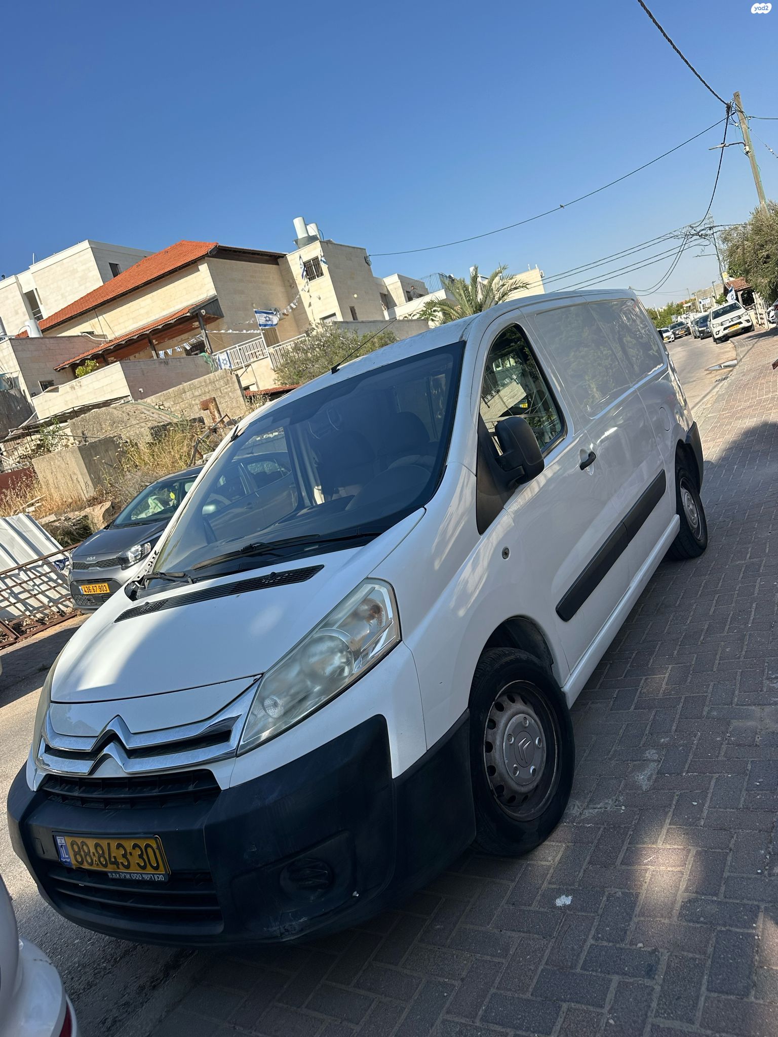 מודעת רכב סיטרואן ג'אמפי