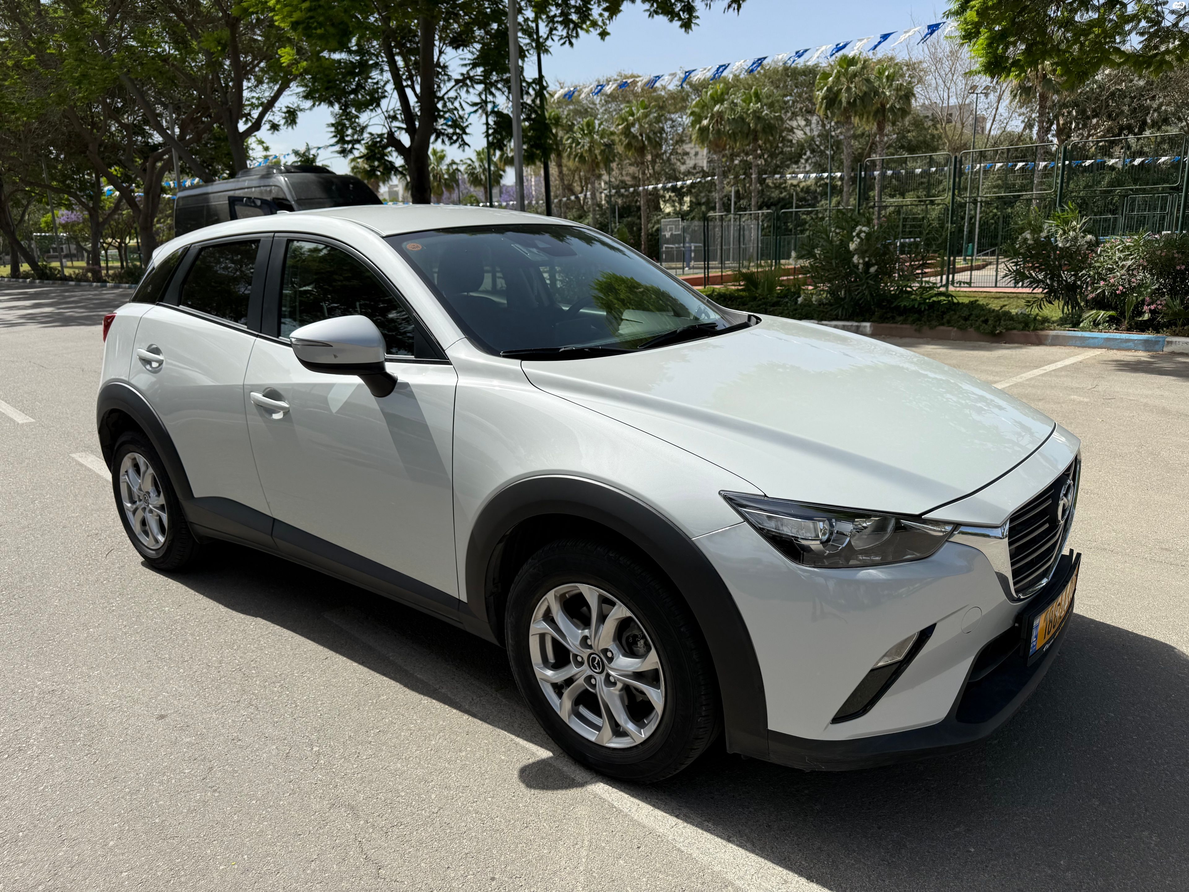 מודעת רכב מאזדה CX-3 1