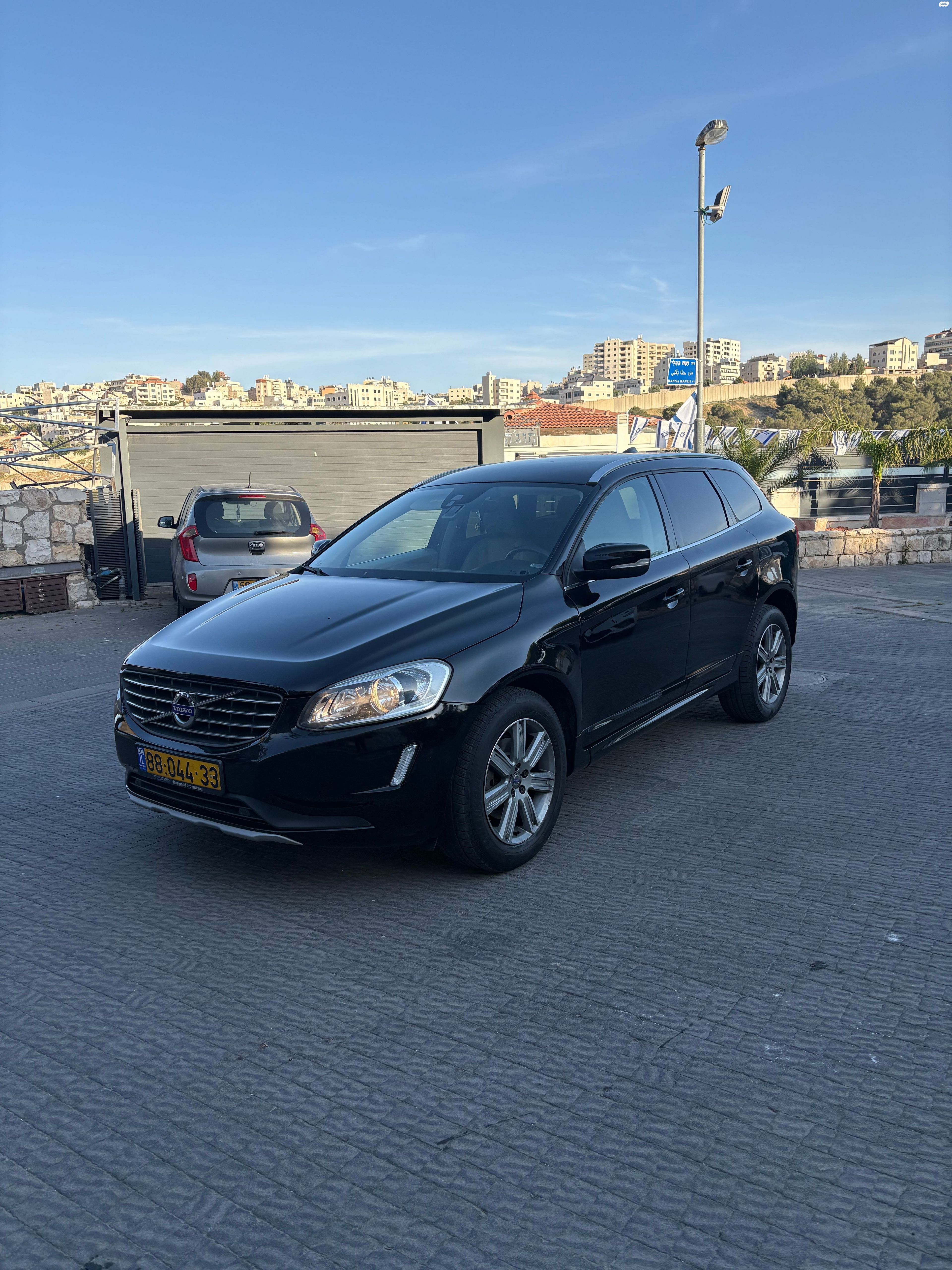 מודעת רכב וולוו XC60