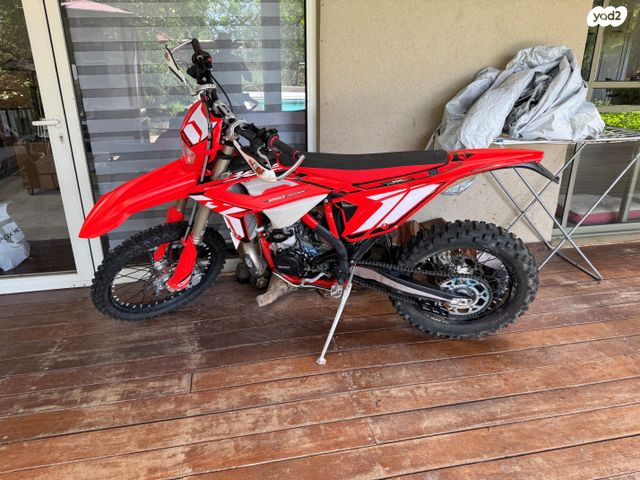 מודעת רכב בטא RR250