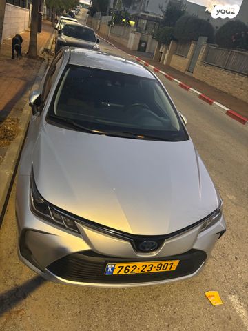 טויוטה קורולה