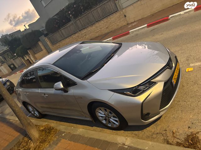 טויוטה קורולה