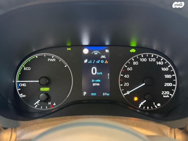 טויוטה יאריס