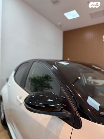 טויוטה יאריס