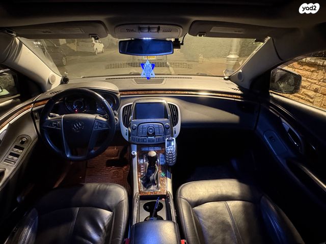 ביואיק לה-קרוס