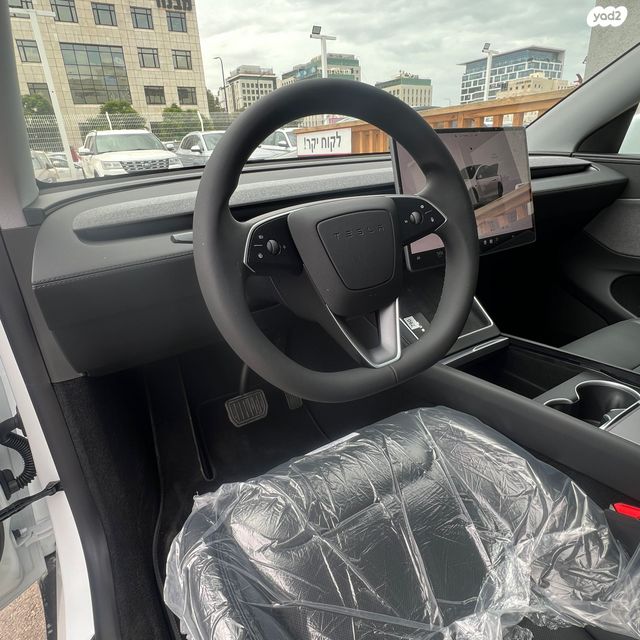 טסלה מודל Y