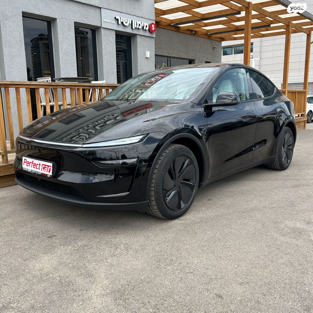 מודעת רכב טסלה מודל Y