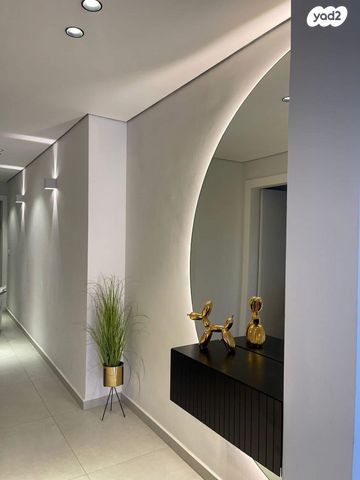 דירה, חטיבת הנח"ל 12, הפארק, חדרה