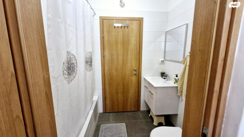 דירה, ברקת 31, אבני חן, חריש