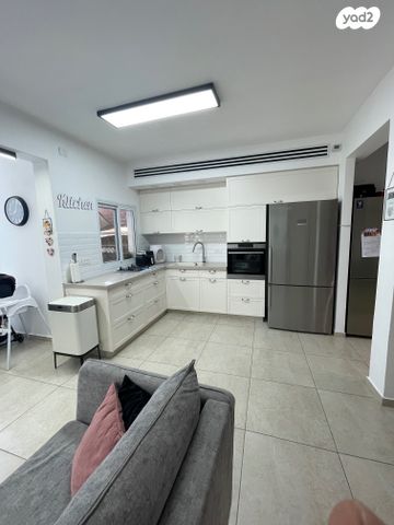 דירת גן, בית דגן, בית דגן