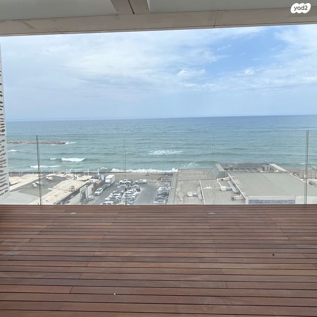 כ"ג יורדי הסירה 1