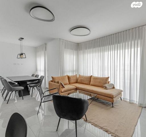 דירה, דונש, נווה רם, שיכון מזרחי, רמת גן