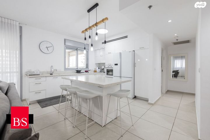 דירה, הגר"א 10, רמת חן ובן ציון, נתניה