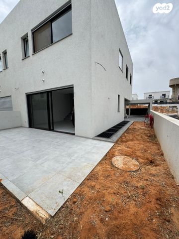 בית פרטי/ קוטג', שכונה 11, תל מונד