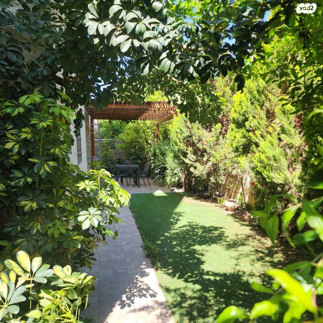 דירת גן, משה חובב, בית הכרם, רמת בית הכרם, ירושלים