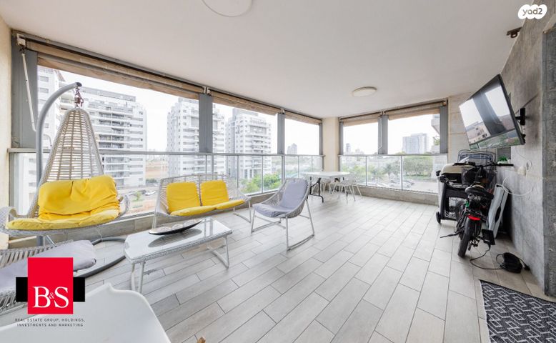 דירה, הגר"א 10, רמת חן ובן ציון, נתניה