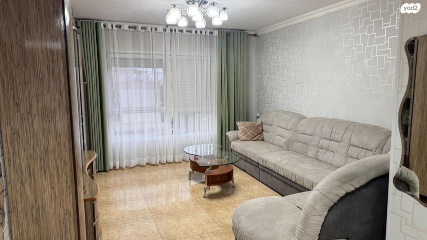 הרב שמעון יצחק אפריאט 19