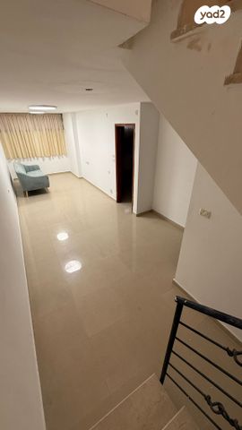 בית פרטי/ קוטג', מוריה, נאות הפרחים, גן יבנה