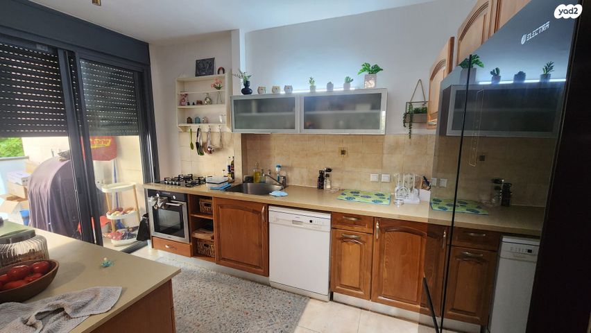 דירה, רמב"ם, מרכז דרום, רעננה