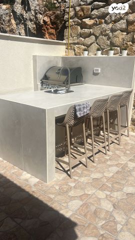 דו משפחתי, שניר, סביונים, מעלות תרשיחא