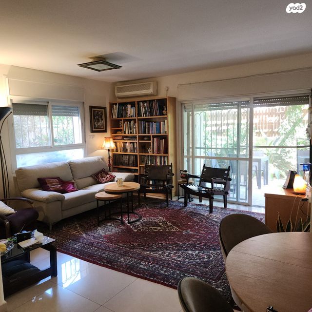 דירת גן, משה חובב, בית הכרם, רמת בית הכרם, ירושלים